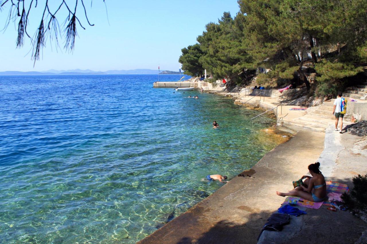Apartments With A Parking Space Sali, Dugi Otok - 8181 Exterior foto